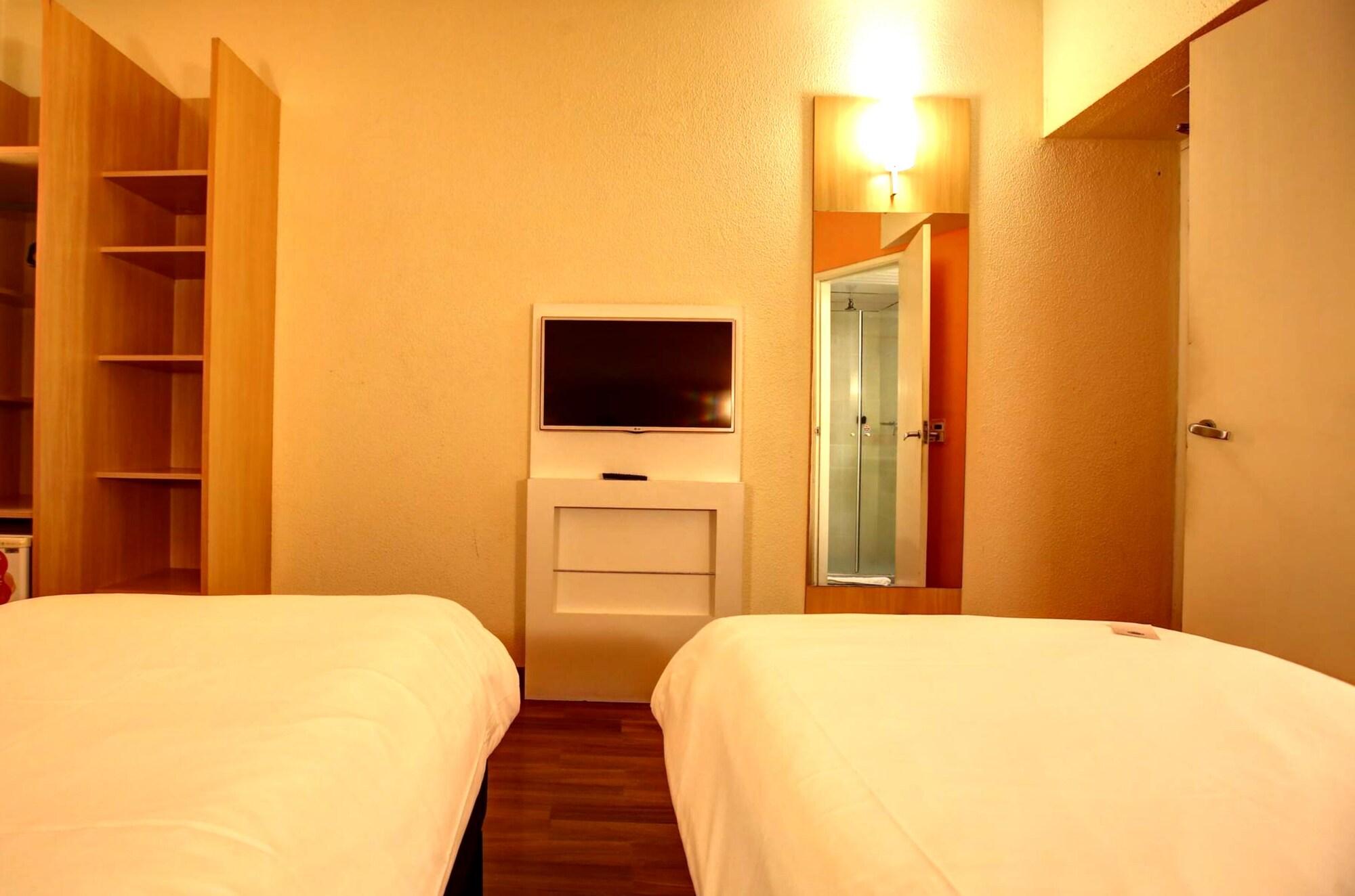 Ibis Vitoria Praia Do Canto Exterior foto